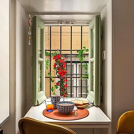 Hotel Casa Aurora - Historical House 5 Mins To Terreiro Lizbona