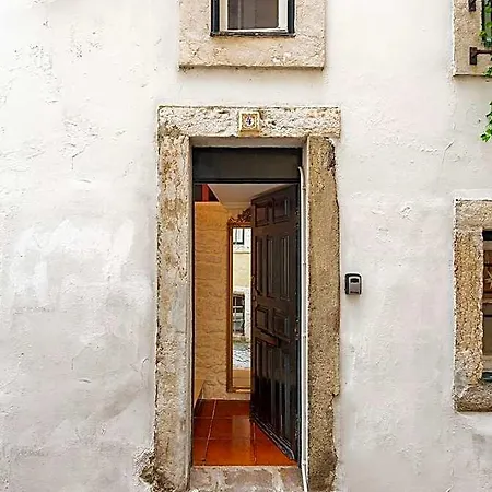 Casa Aurora - Historical House 5 Mins To Terreiro Lizbona